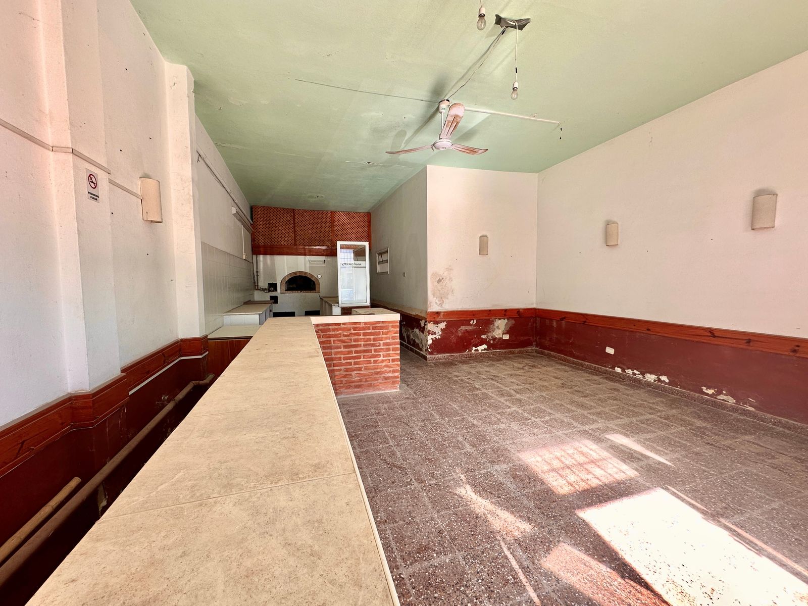Local con Vivienda a la venta en Avenida 3 Gran potencial comercial