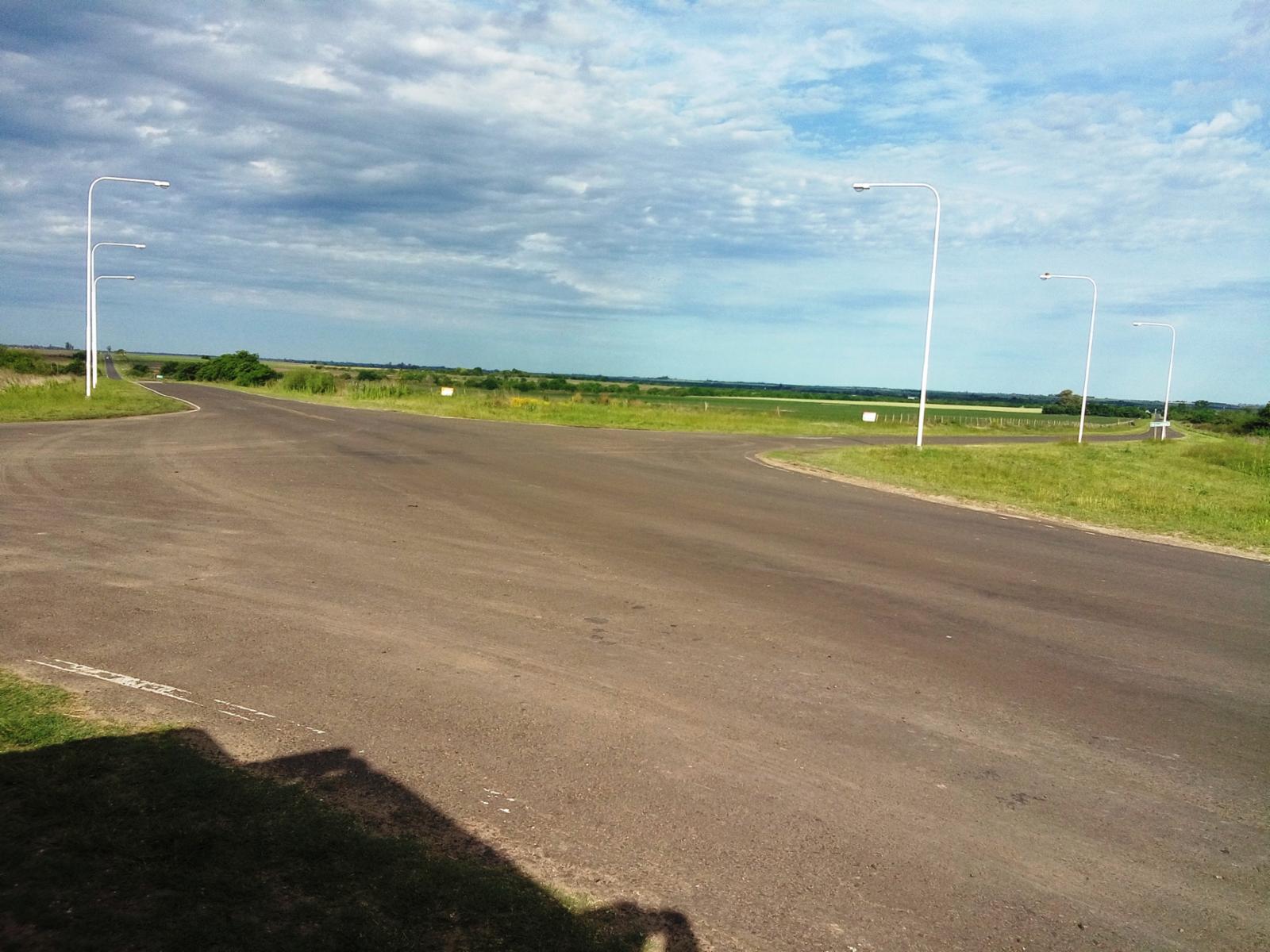 RUTA P. N° 10 Y CRUCE A PASO DE LAS P. · Paraná — foto 5