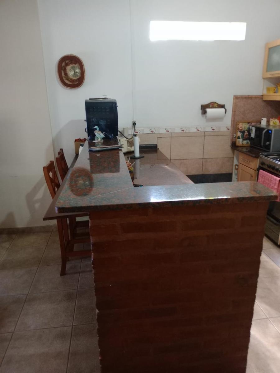 Blasco Ibañez 2156 · San Miguel — foto 17