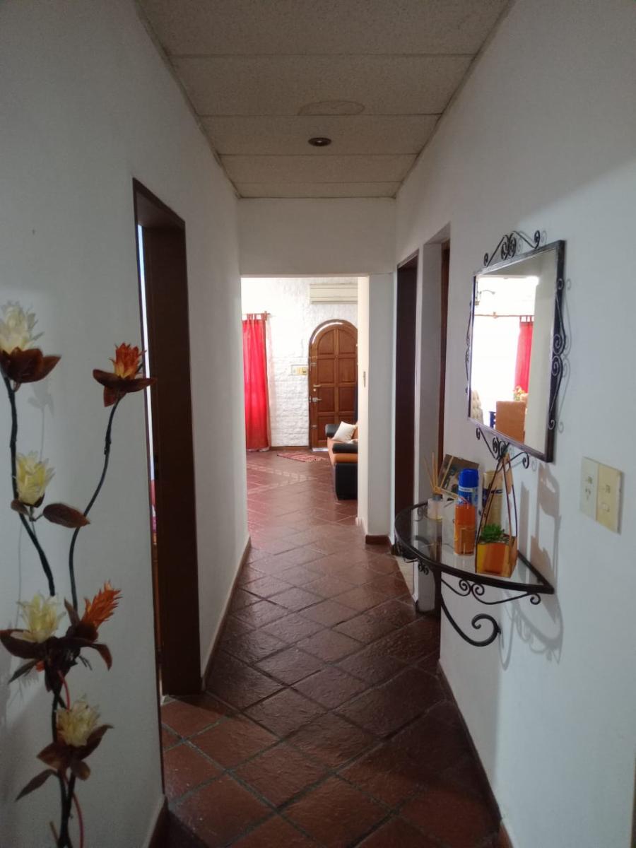 Blasco Ibañez 2156 · San Miguel — foto 23