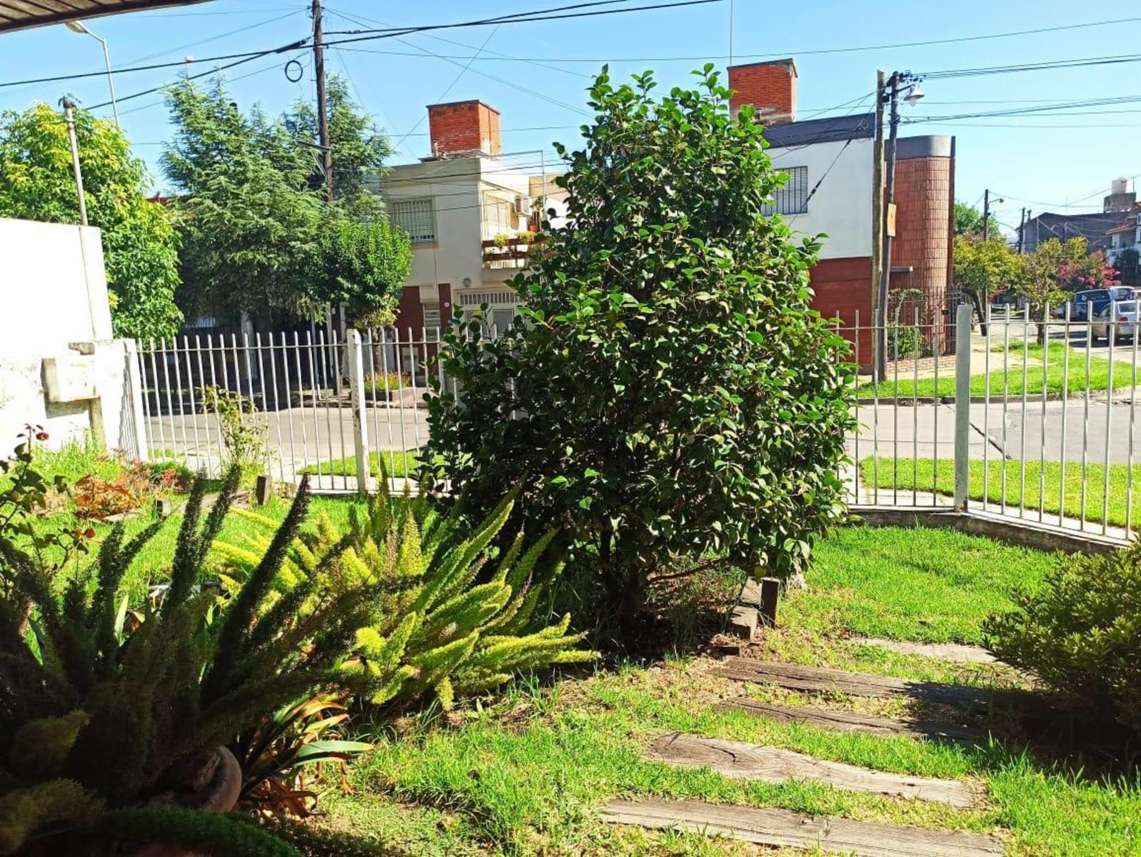 Defensa y Tapalque - Barrio Guemes · Morón — foto 22