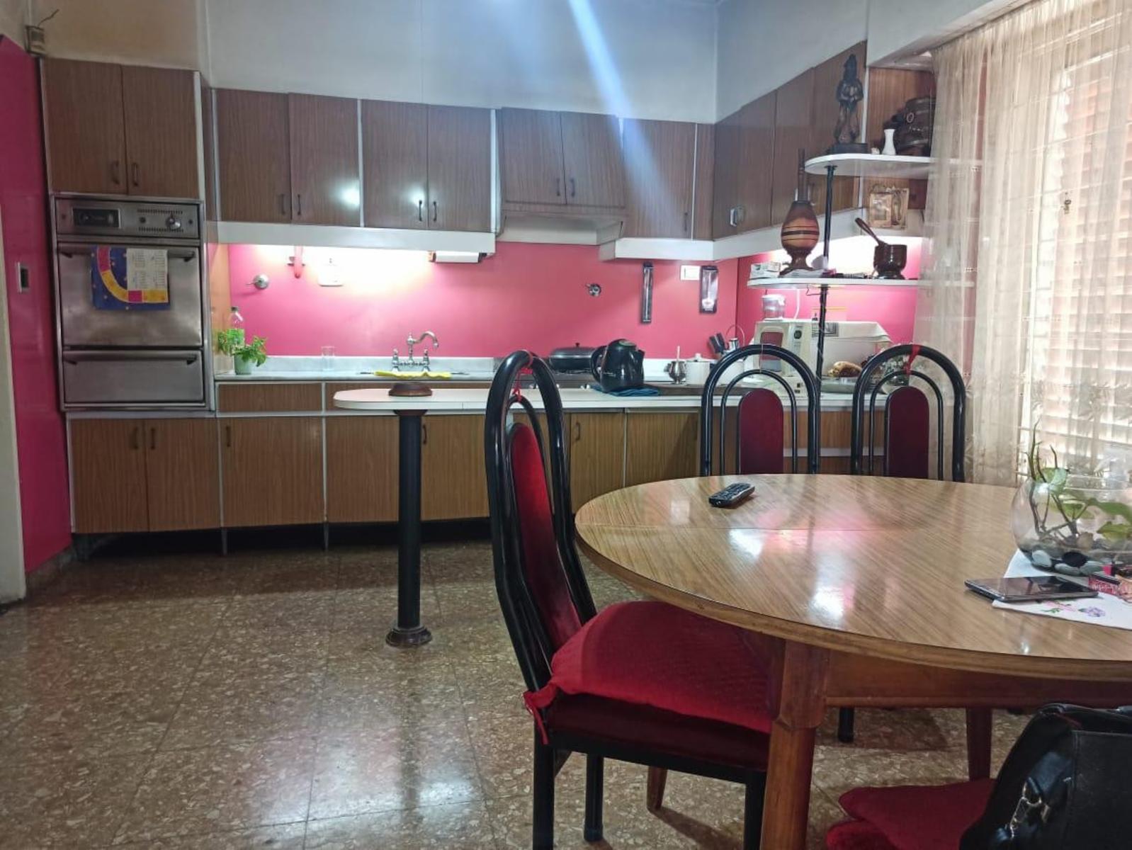 Defensa y Tapalque - Barrio Guemes · Morón — foto 5