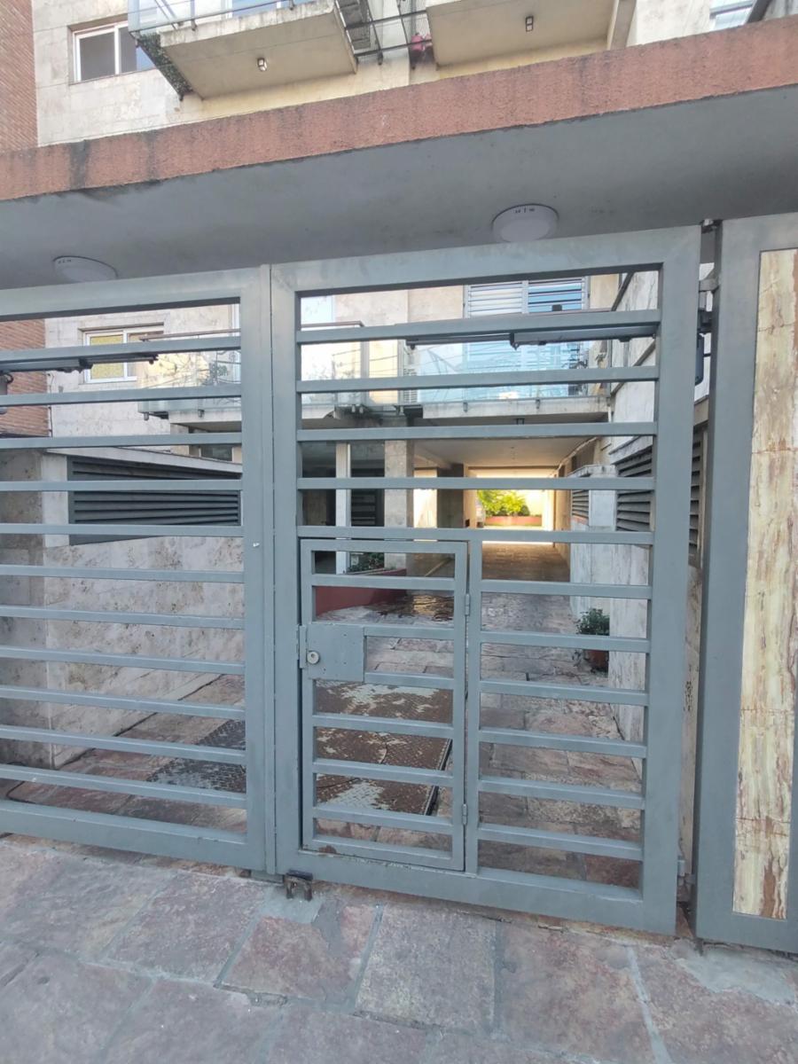 Garcia Silva 400 5° · Morón — foto 4