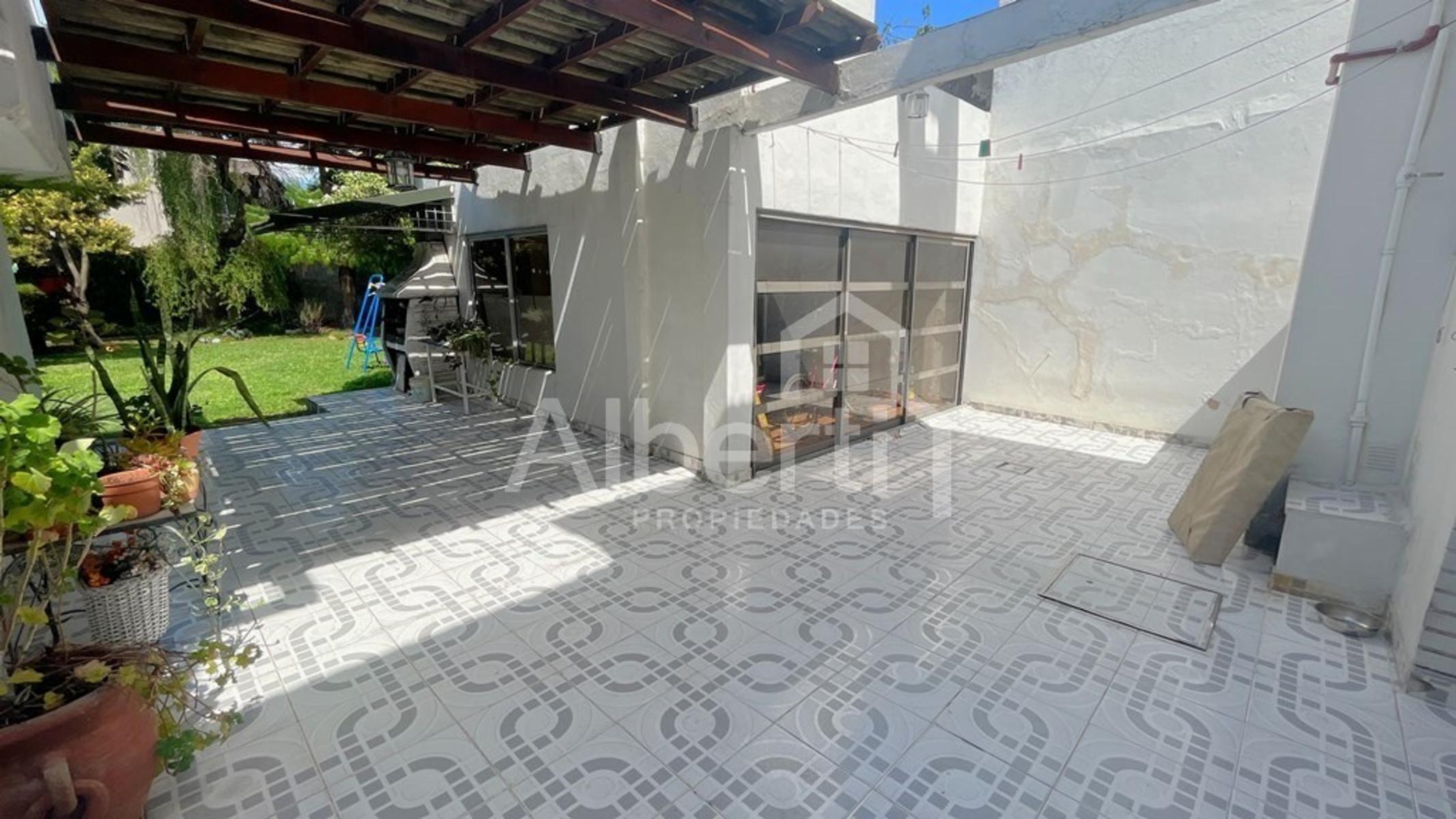 Belisario Roldán 2139 · Morón — foto 22