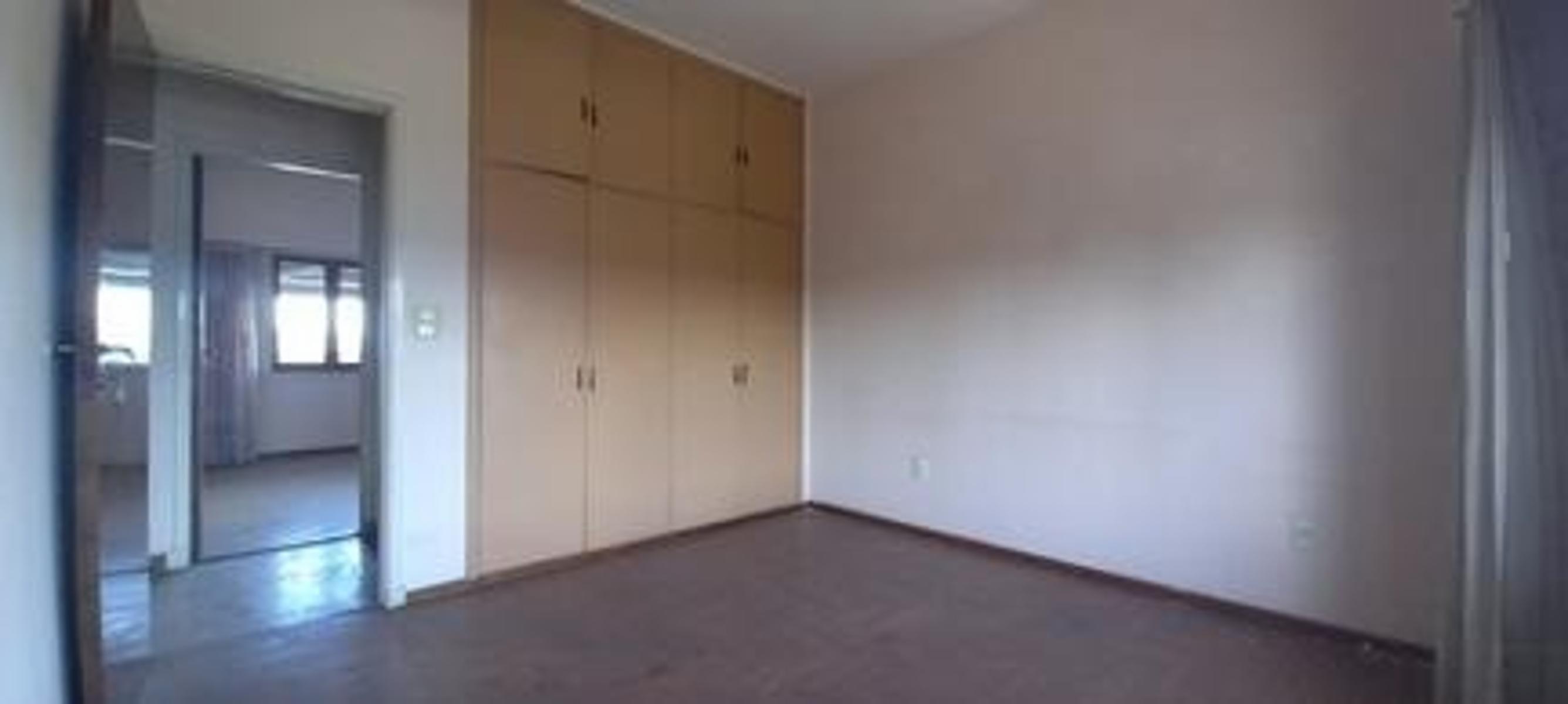 Industria 4252 · San Martín — foto 5