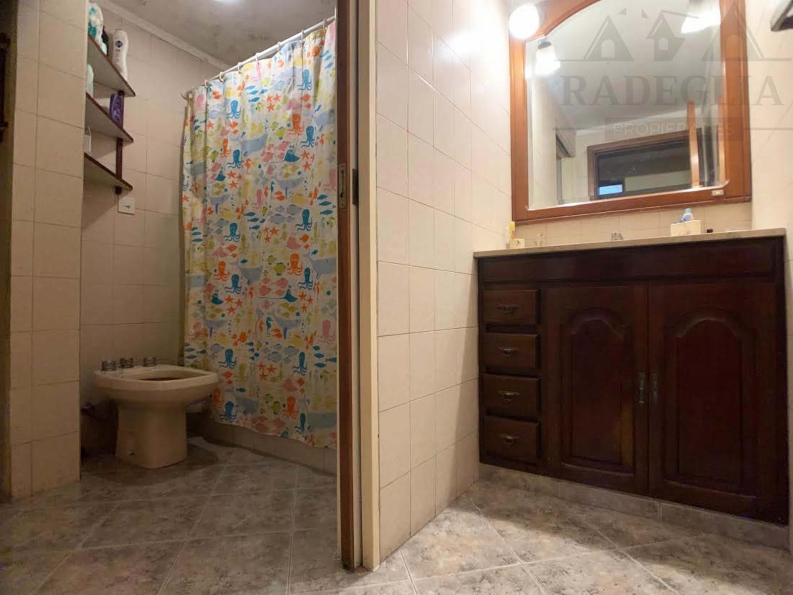 Eva Perón 686- Burzaco · Almirante Brown — foto 13
