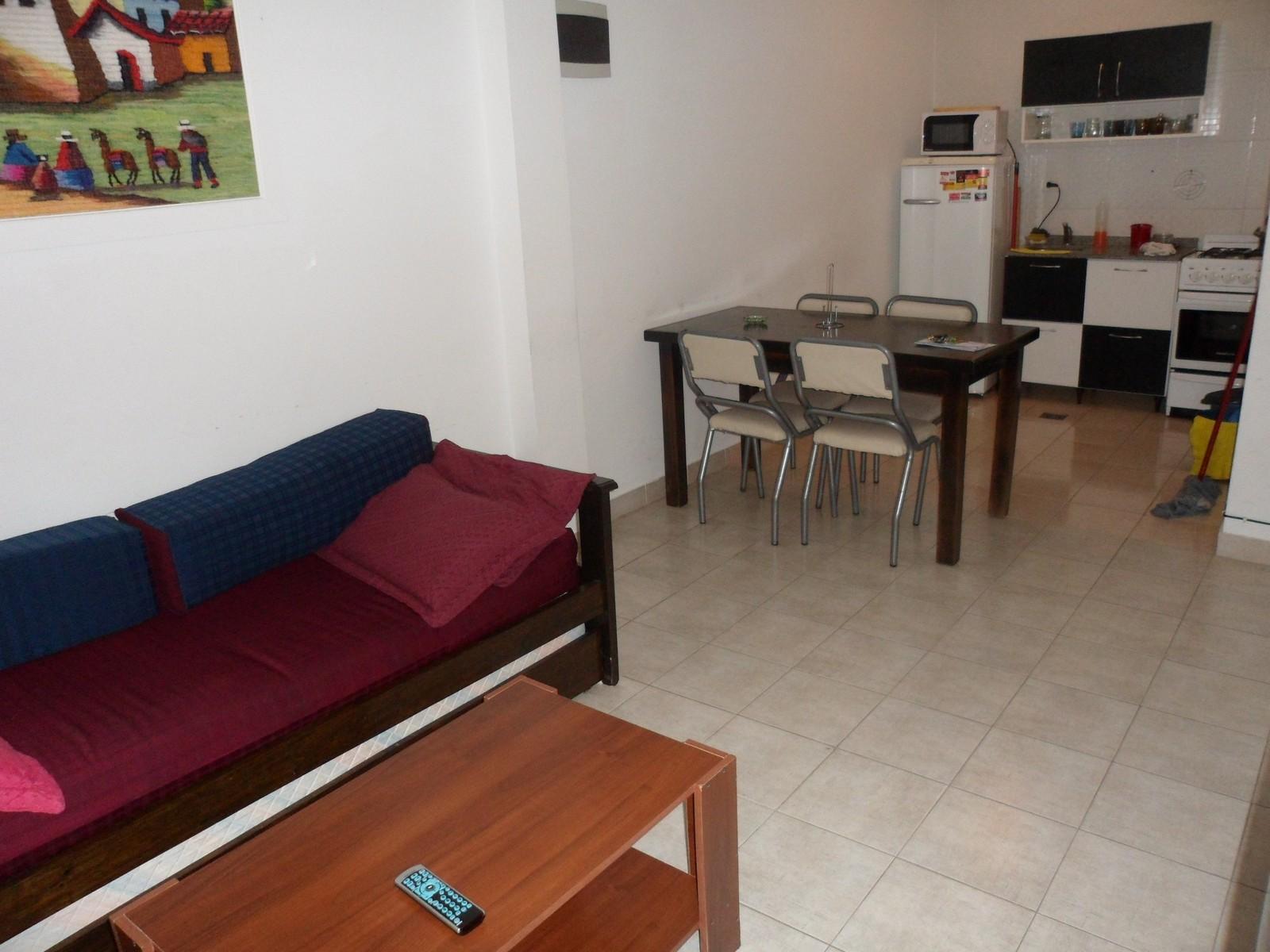 Peron 4310 · Almagro — foto 3