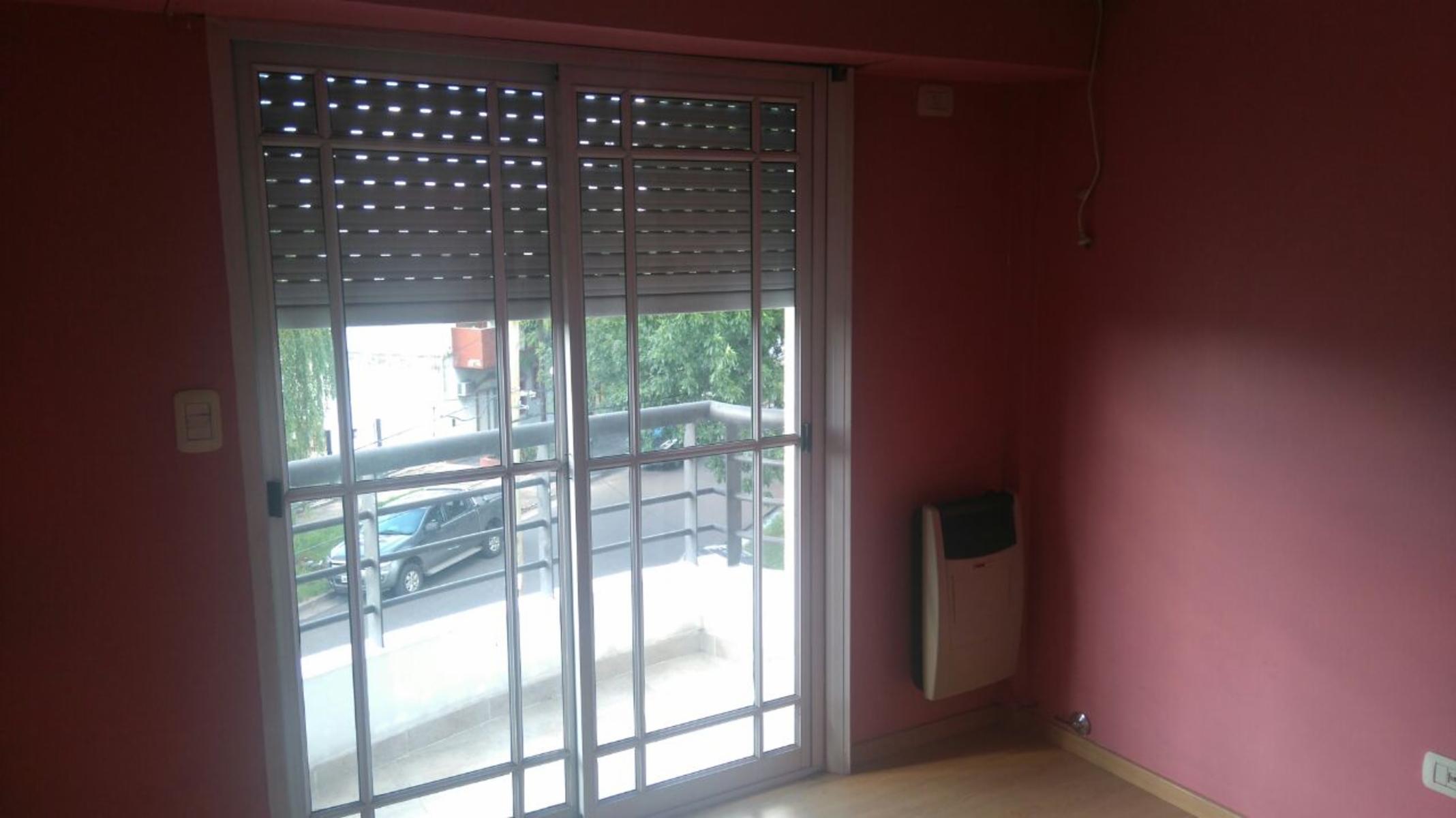 PARAGUAY 1171 · Morón — foto 15
