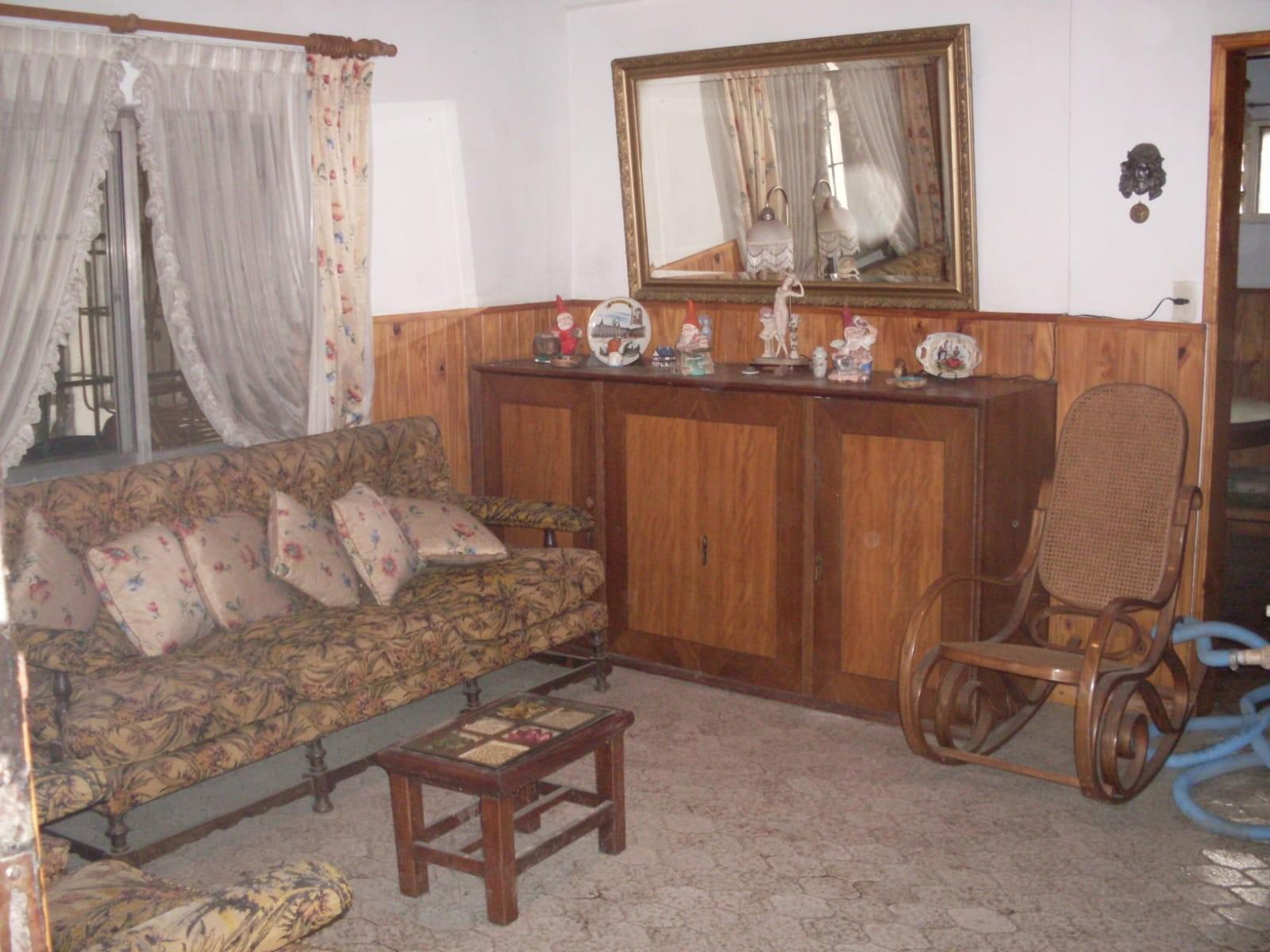 PADRE PERNA  1851 · Escobar — foto 23