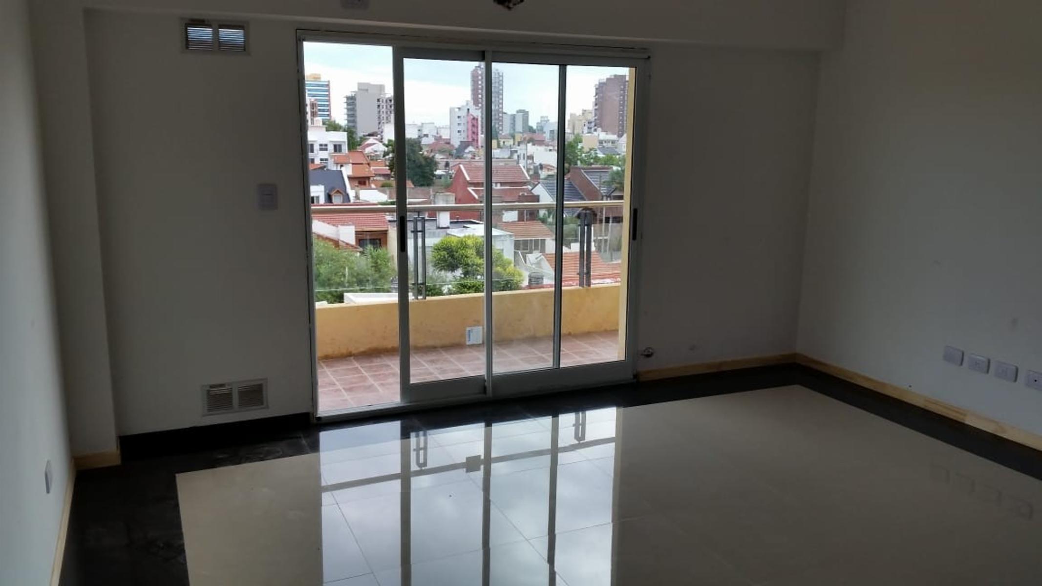 Pasaje Padre Comaschi 6300 · Avellaneda — foto 16