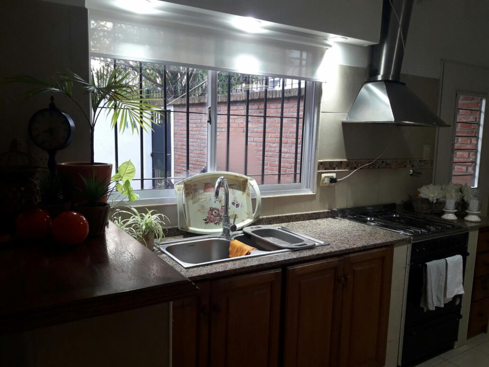 De Kay al 100 · Almirante Brown — foto 8