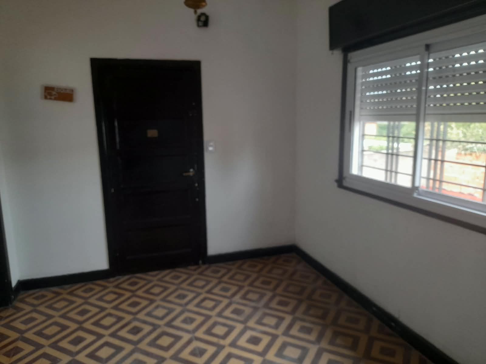 Ramella 684 · Morón — foto 5