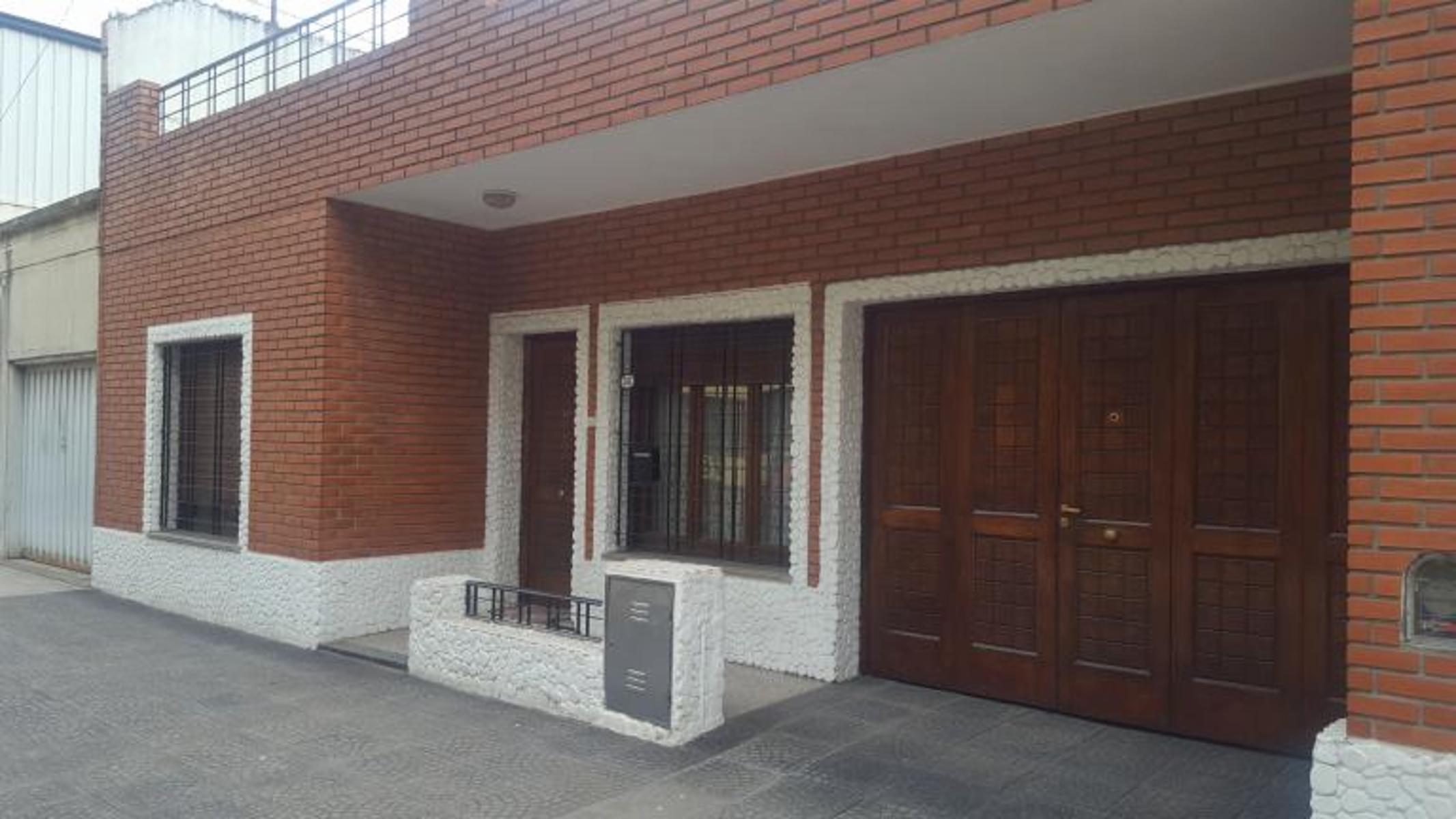 CASA 115M2 en lote 310m2 LOMA HERMOSA * APTO CREDITO