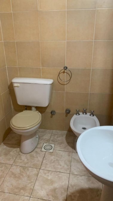 RUBEN DE ROSAS 500 · Lomas De Zamora — foto 15