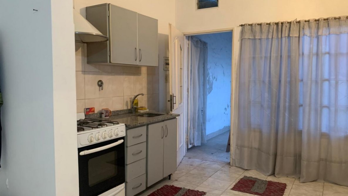 RUBEN DE ROSAS 500 · Lomas De Zamora — foto 3