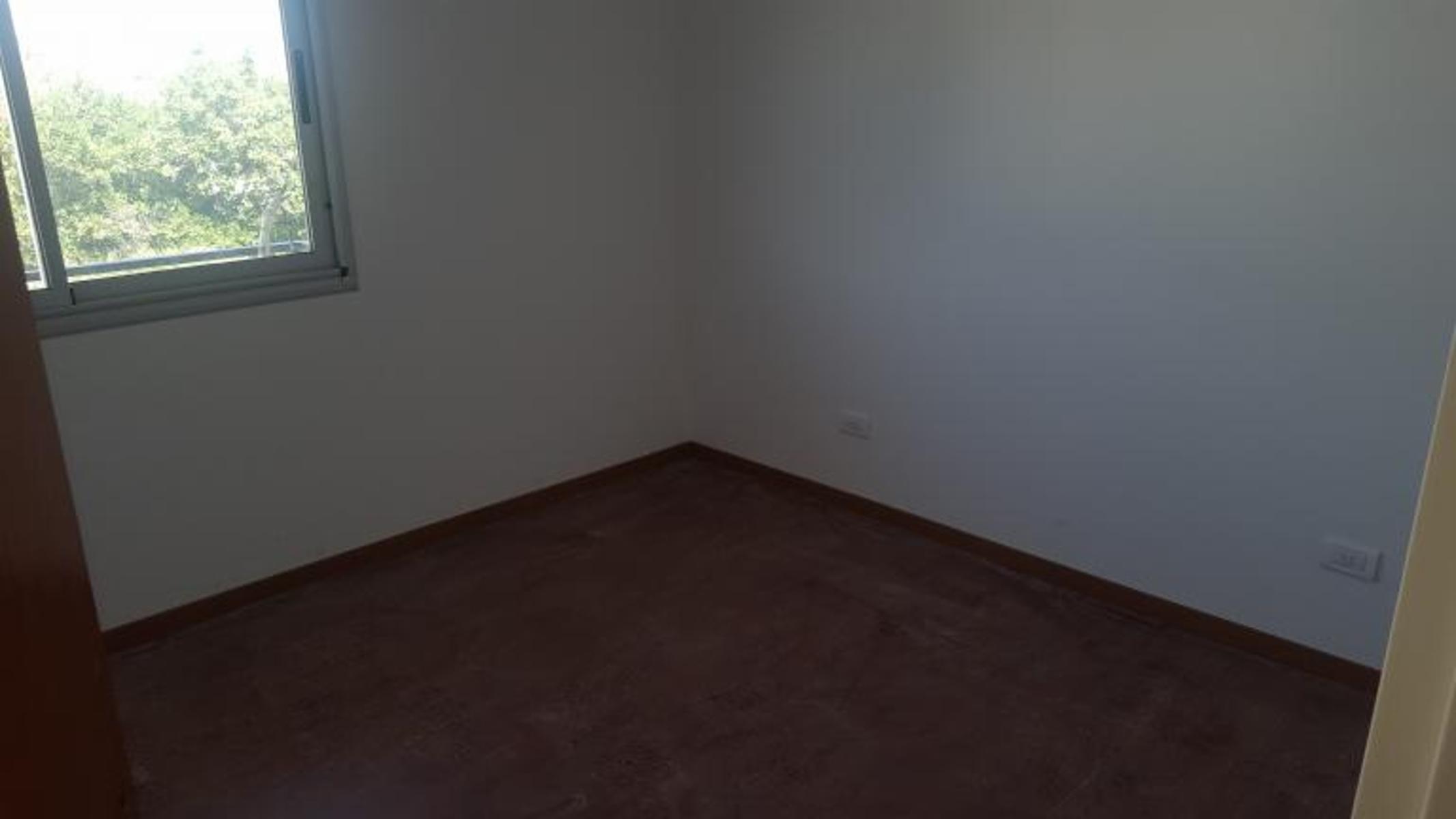 L.M.CAMPOS 5200 · Tres De Febrero — foto 8