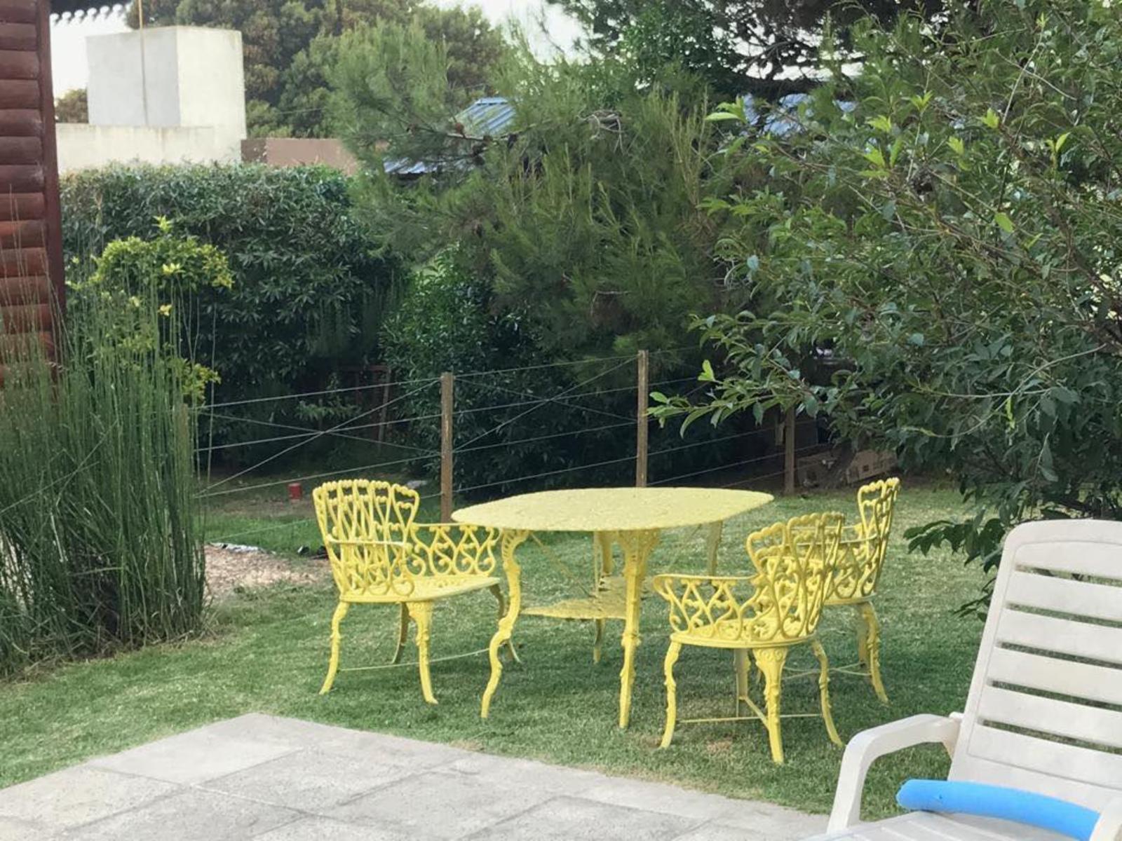 Avenida 40 · General Alvarado — foto 3