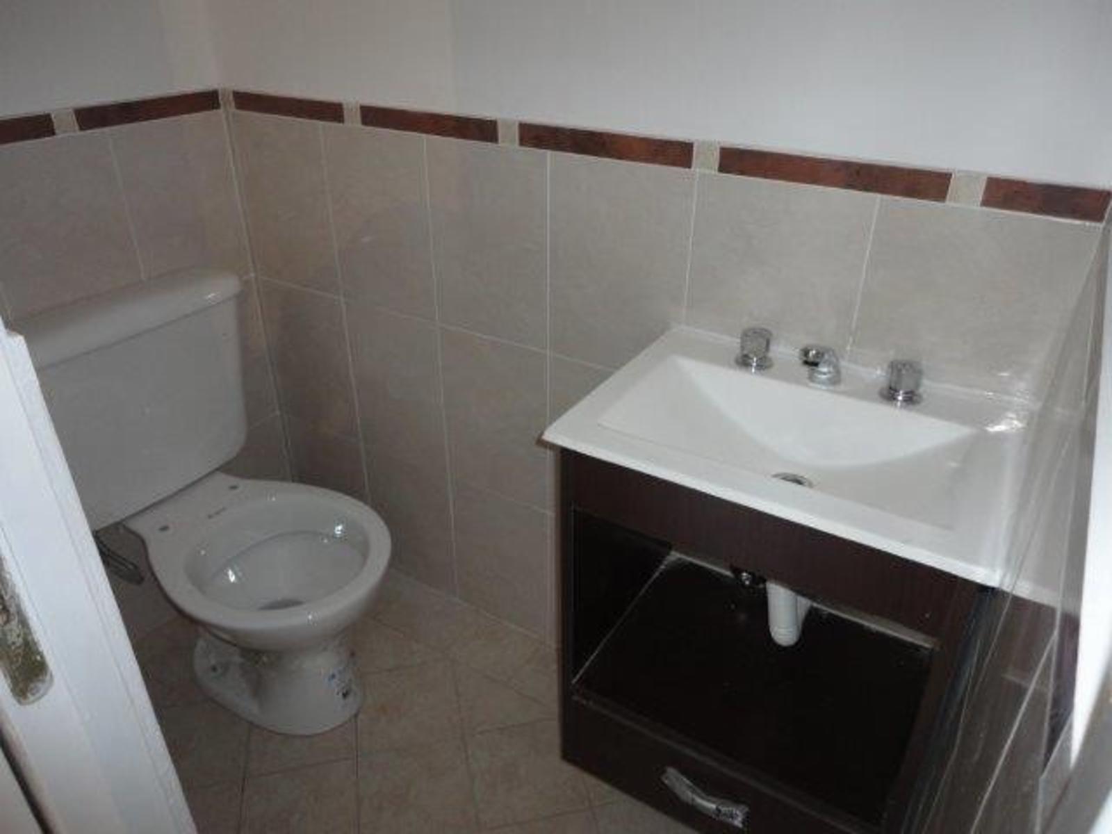 JUAN MANUEL DE ROSAS 969 · Esteban Echeverría — foto 15