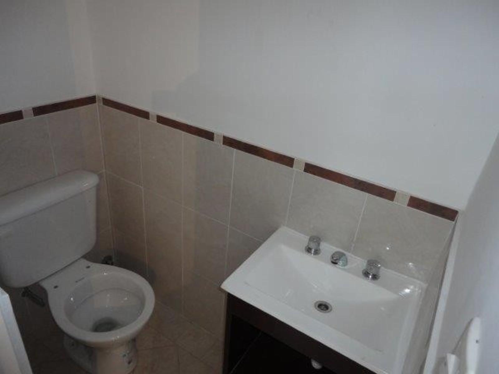 JUAN MANUEL DE ROSAS 969 · Esteban Echeverría — foto 16