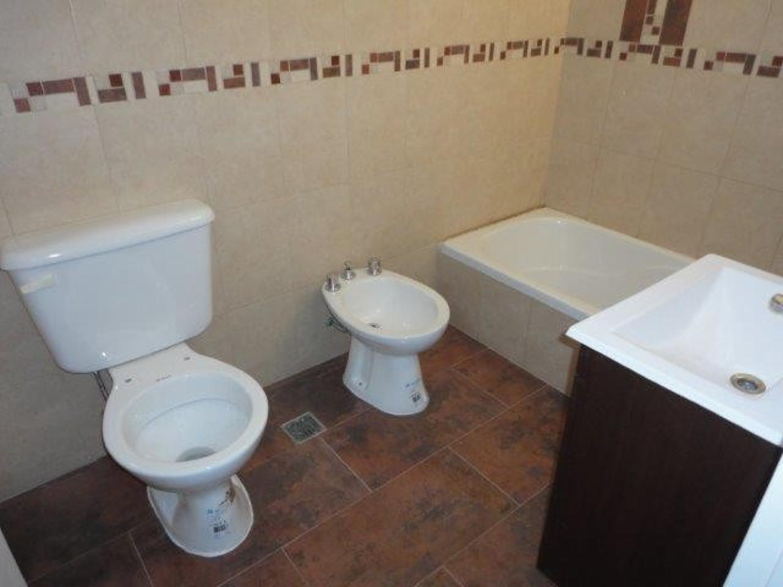 JUAN MANUEL DE ROSAS 969 · Esteban Echeverría — foto 3