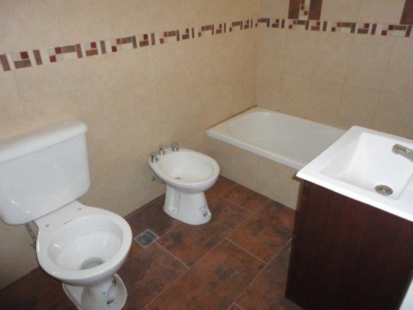 JUAN MANUEL DE ROSAS 969 · Esteban Echeverría — foto 27