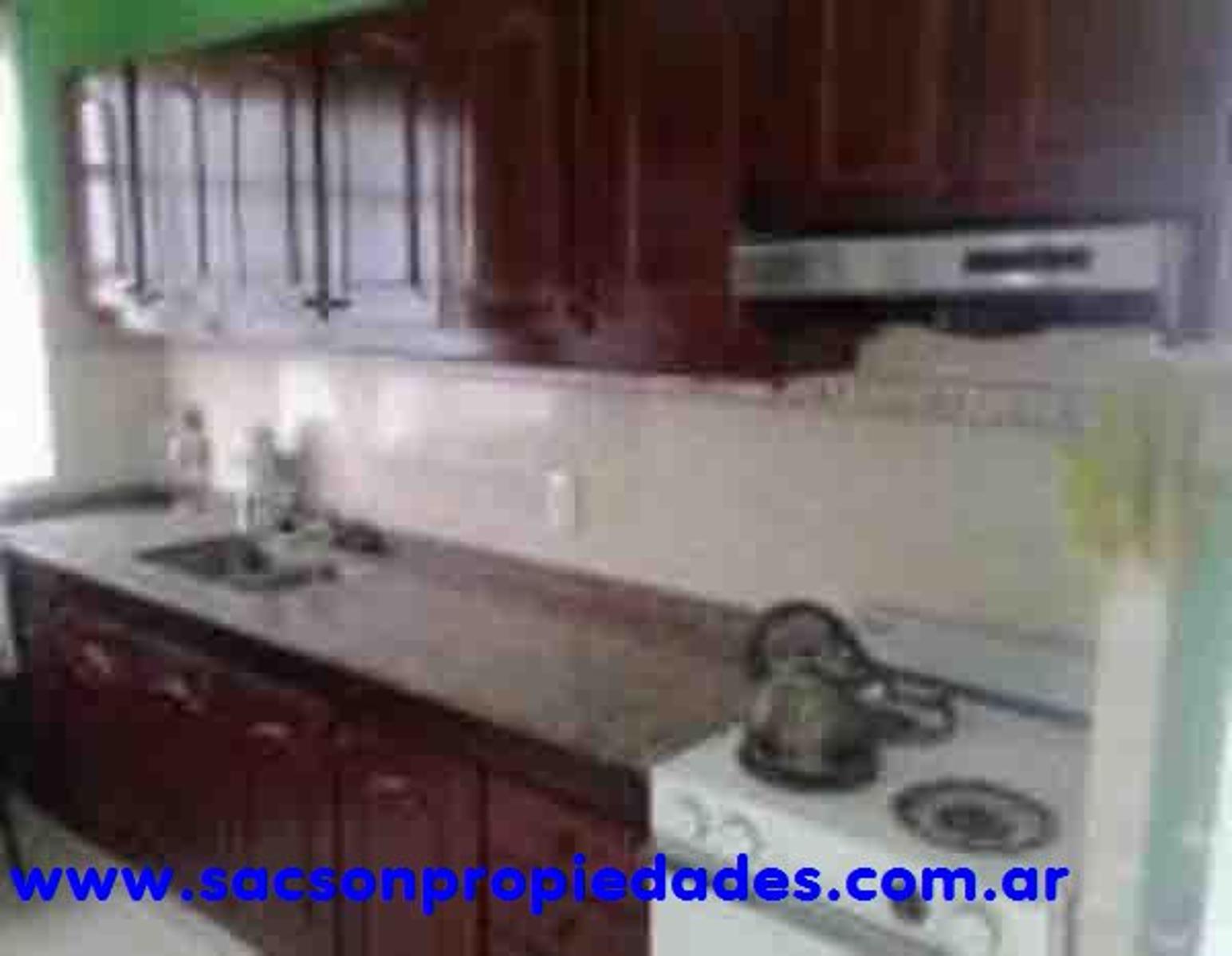 Virrey M De Loreto al 2400 · Morón — foto 3