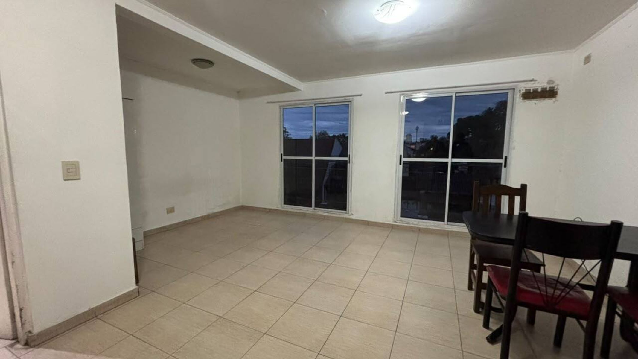 Gelly y Obes 1247 · Morón — foto 4