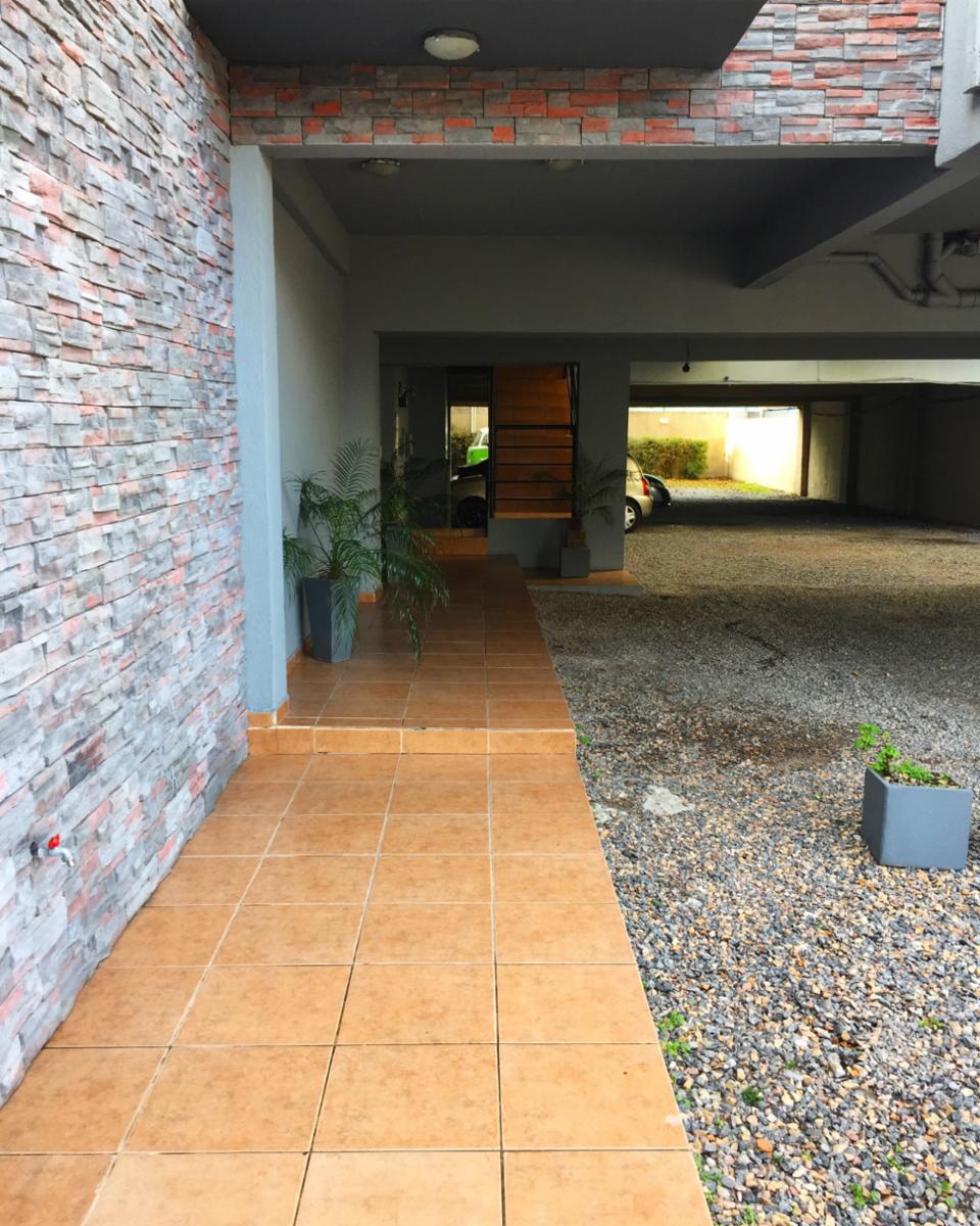 Echagüe 32 · Morón — foto 3