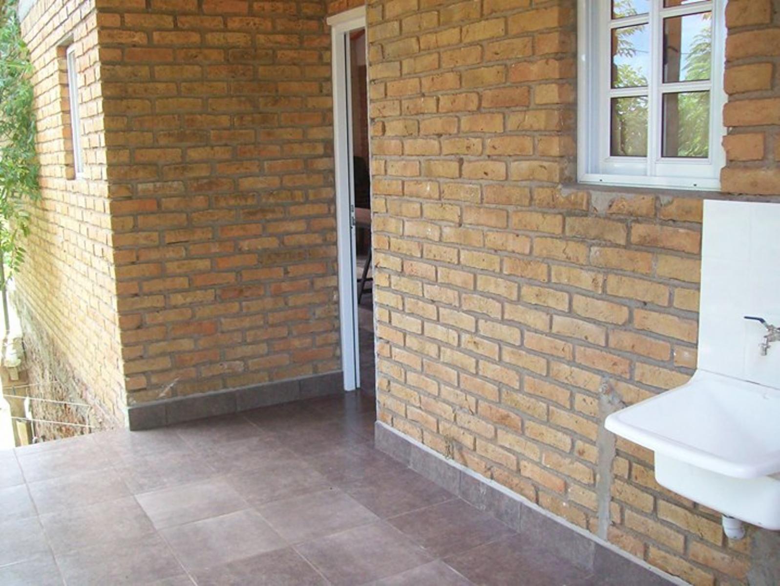 HERMOSA CASA EN ALQUILER · Leandro N. Alem — foto 12