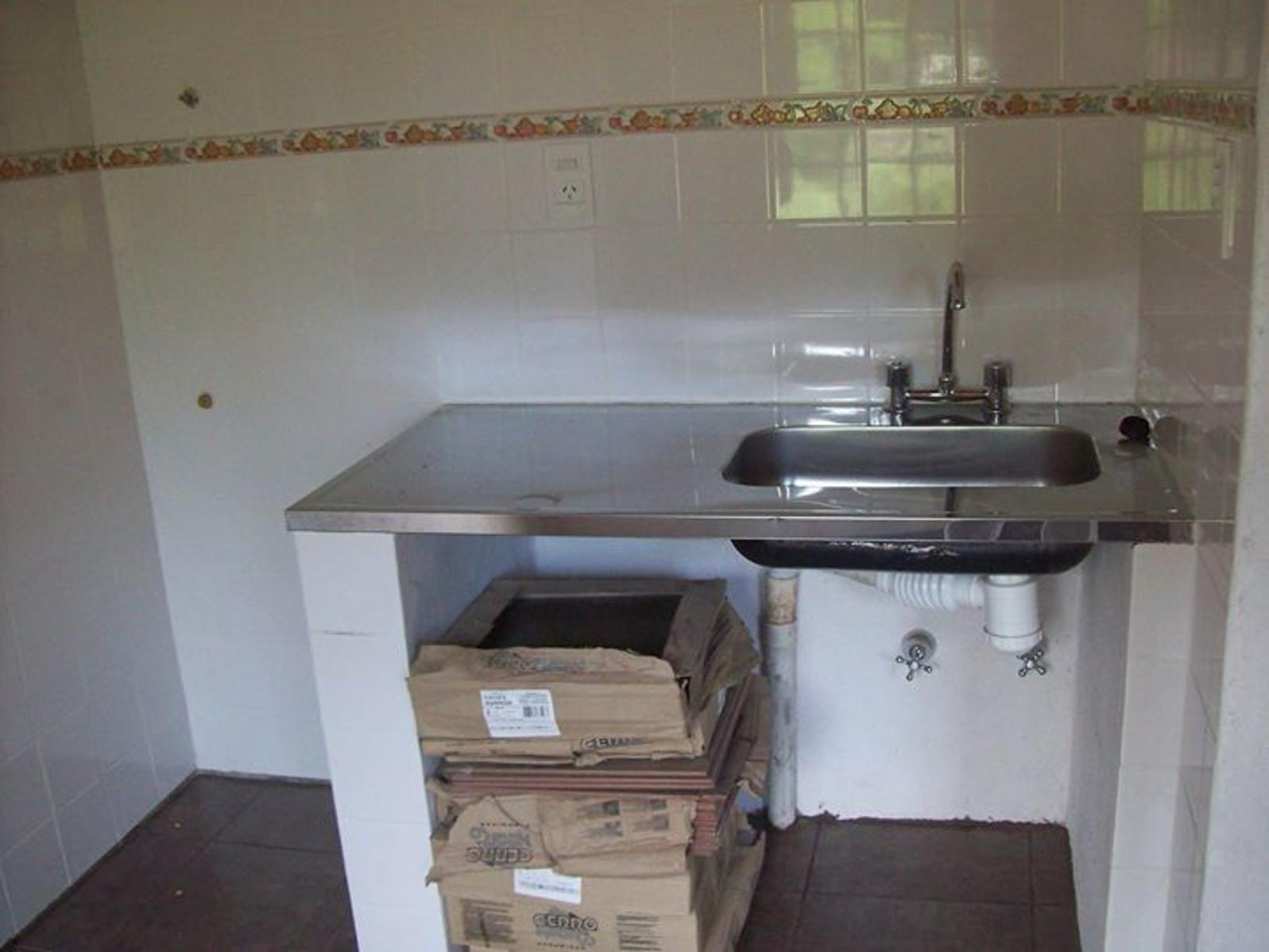 HERMOSA CASA EN ALQUILER · Leandro N. Alem — foto 5