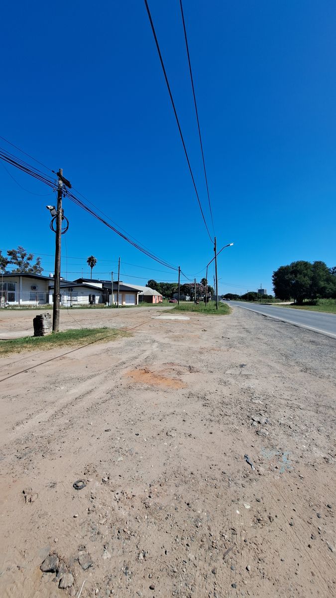 Gran terreno sobre Ruta Nacional N° 11