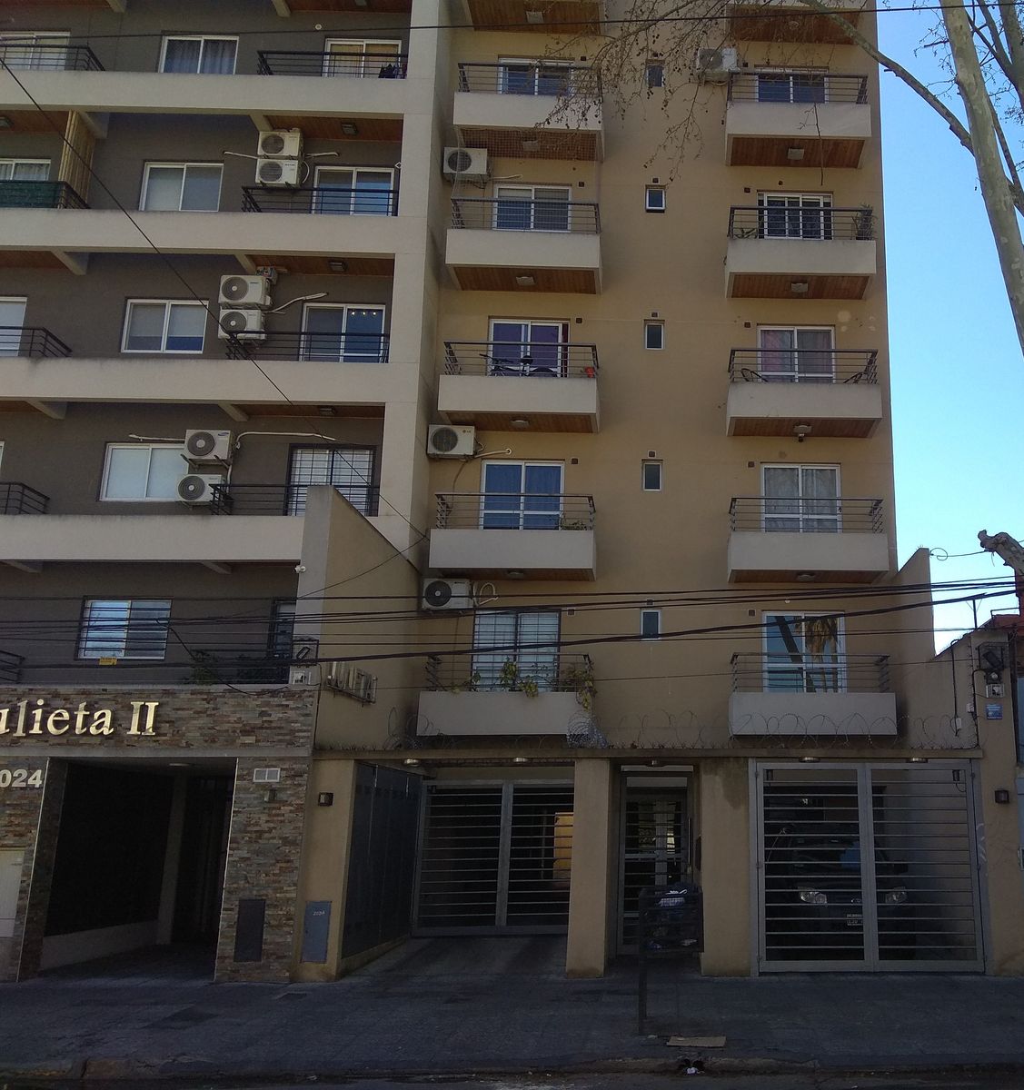 DEPARTAMENTO 2 AMBIENTES CON COCHERA, ALQUILER