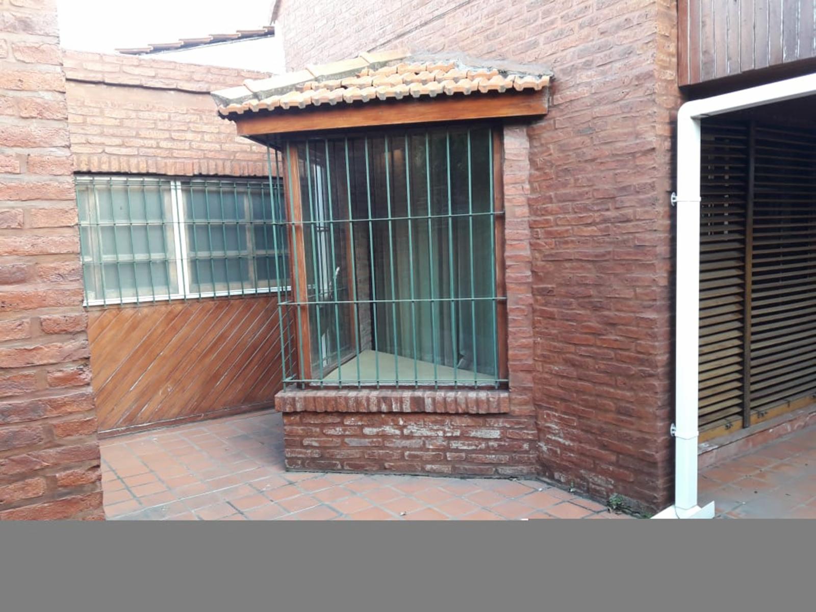 Velez Sarsfield 1400 · Quilmes — foto 14
