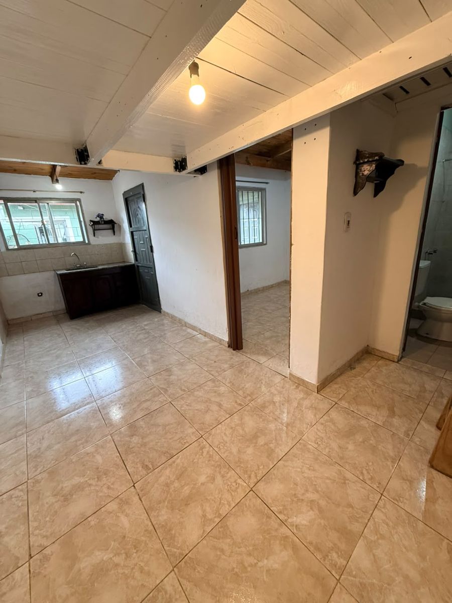 MALASPINA 2354 · Hurlingham — foto 3