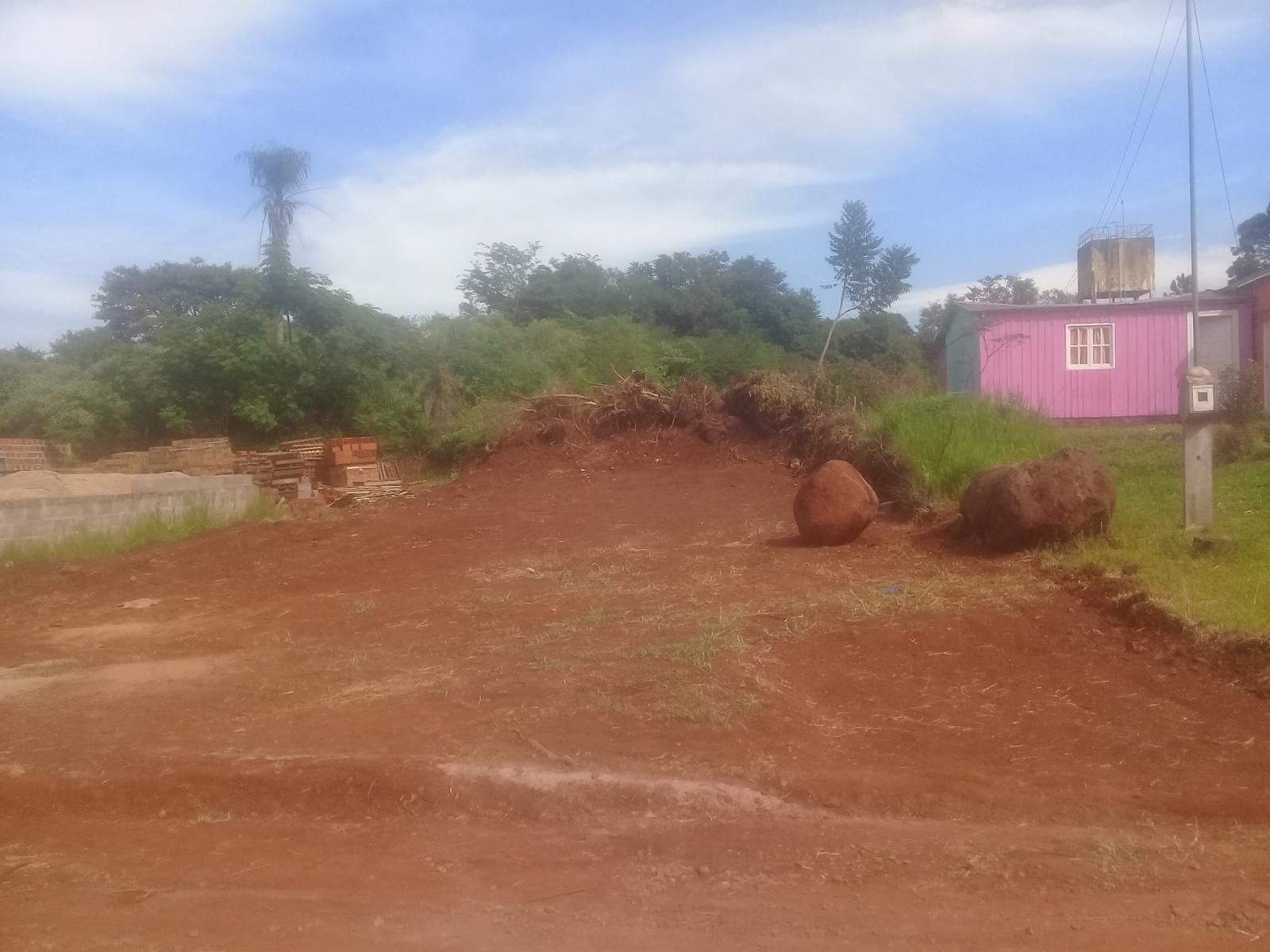 VENDO TERRENO EN ALEM