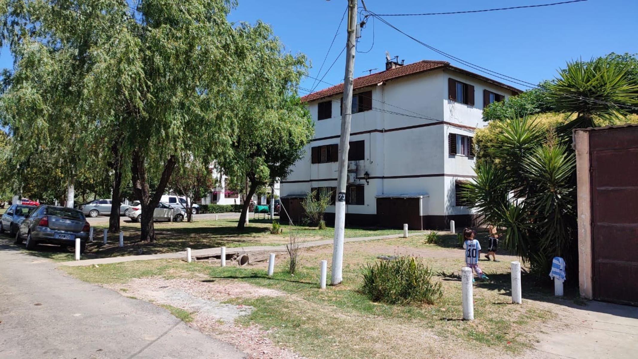 Manuel Araujo 2900 · Almirante Brown — foto 10