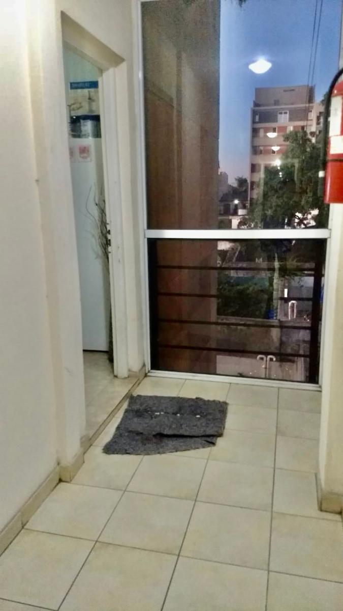 Crisologo Larralde 100 · Morón — foto 23