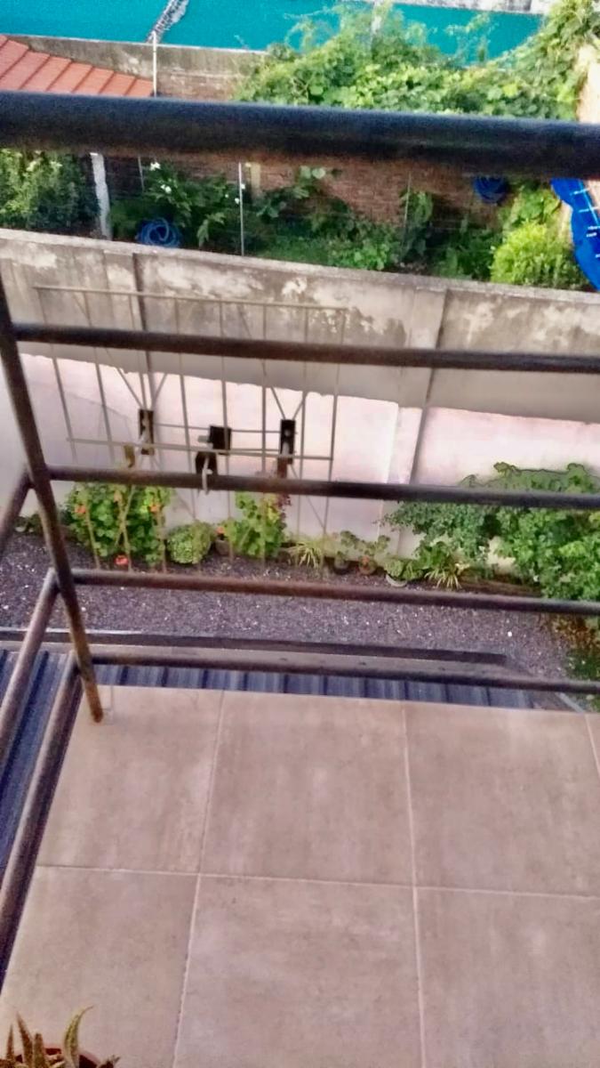 Crisologo Larralde 100 · Morón — foto 26