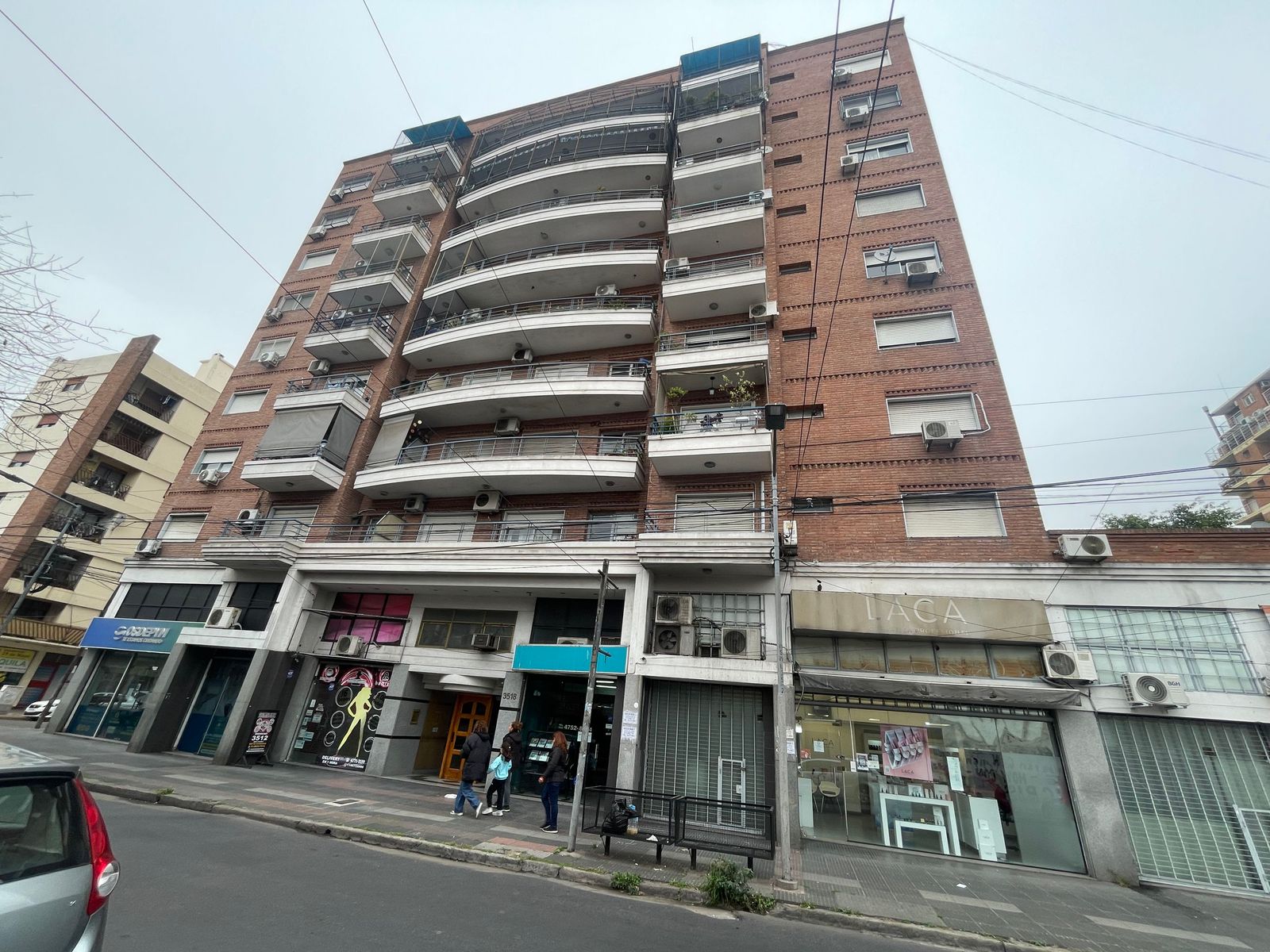DEPARTAMENTO EN VENTA SAN MARTIN CENTRO DE 3 AMBIENTES