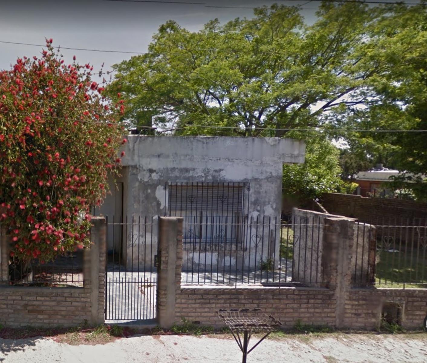 GLEW - CASA EN VENTA- CON RENTA OPCIONAL