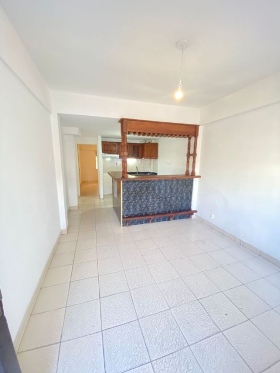 Luis Maria Campos 625 PB · Morón — foto 4