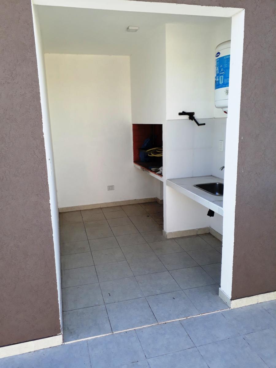 Ministro Brin 3600 · Lanús — foto 8