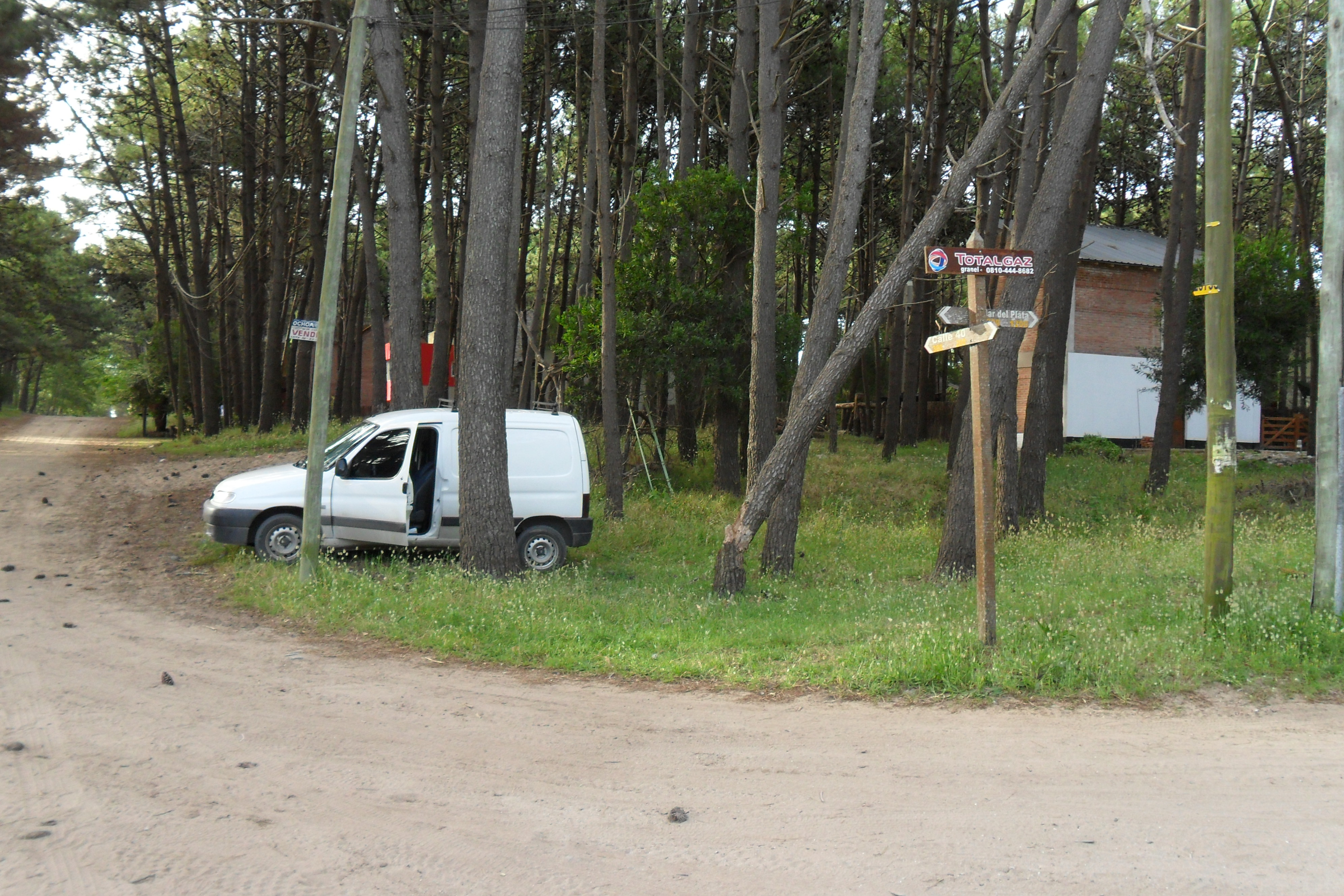 Mar del plata y 40 · Villa Gesell — foto 6