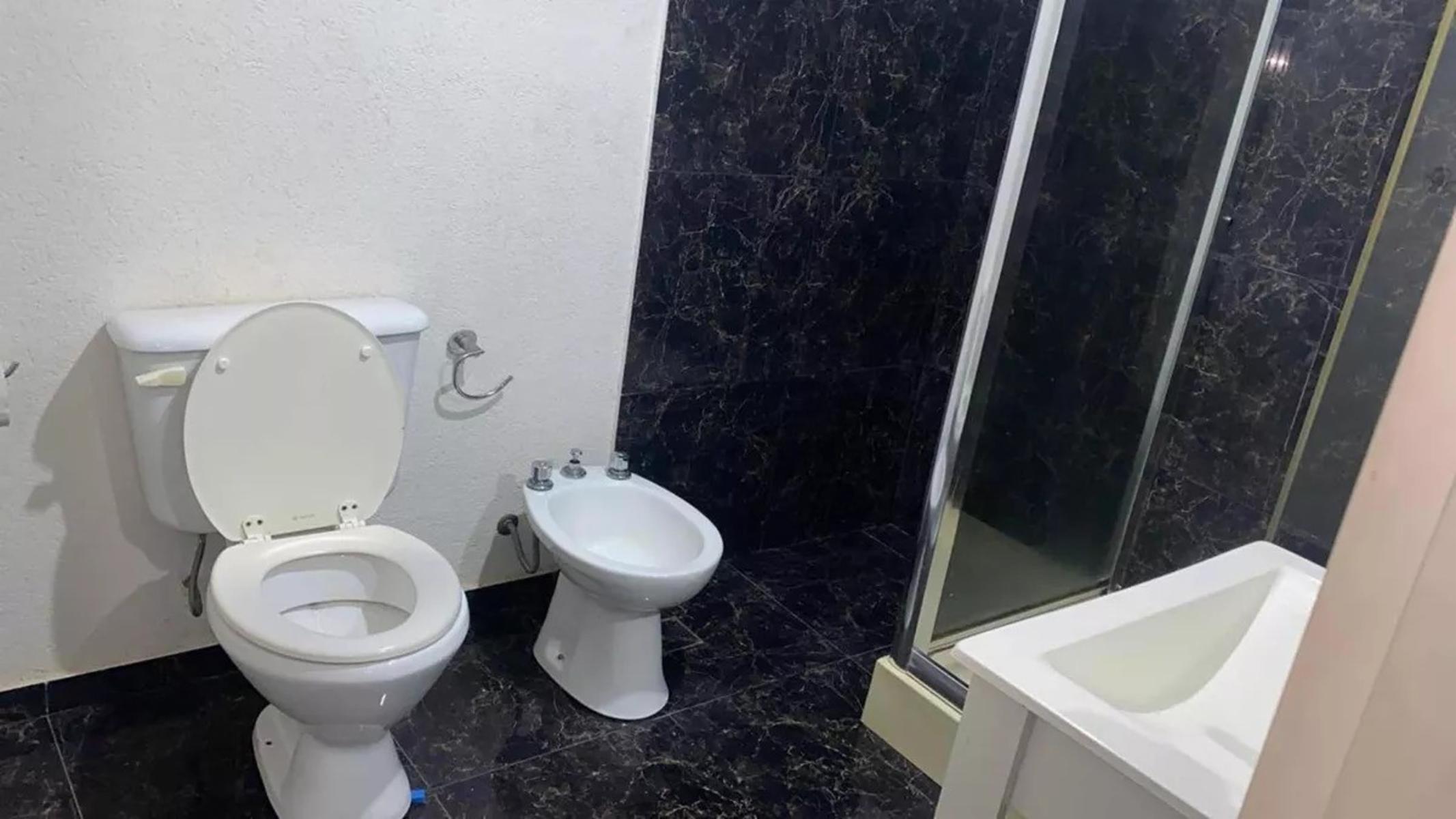 AV PRESIDENTE PERON 1450 · Morón — foto 13