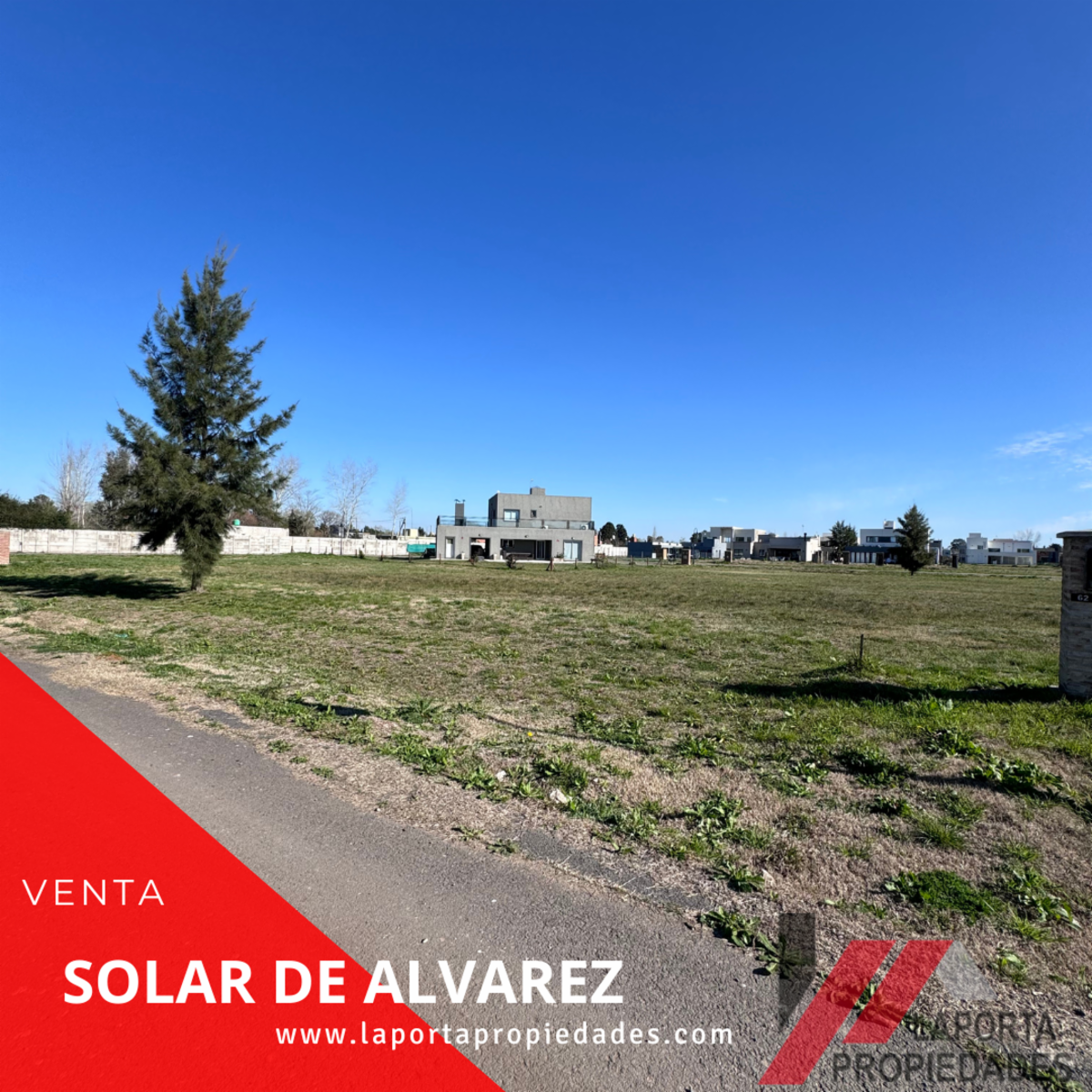LOTE CENTRAL EN VENTA EN SOLAR DE ALVAREZ
