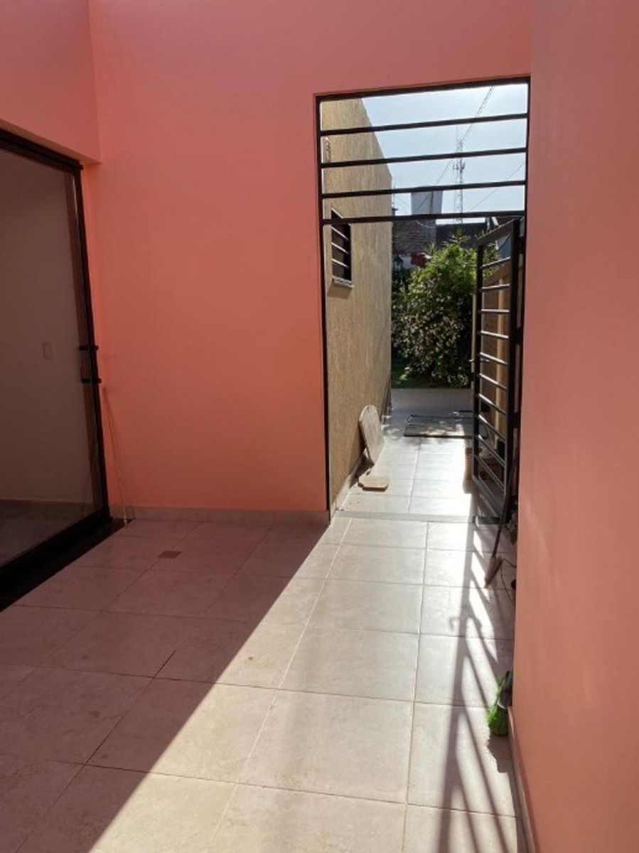 Int Grant 535 · Morón — foto 12