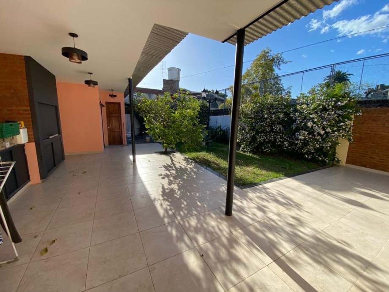 Int Grant 535 · Morón — foto 14