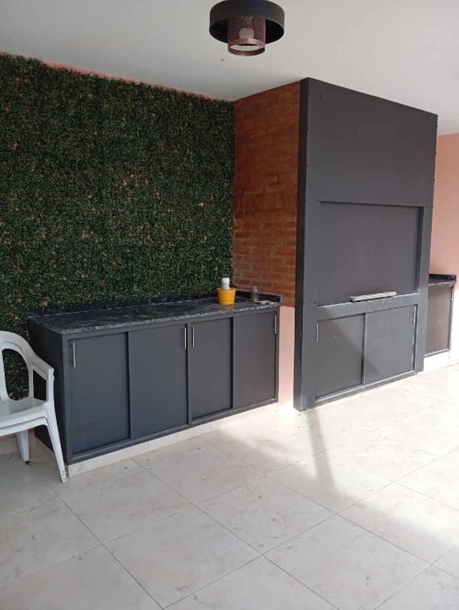 Int Grant 535 · Morón — foto 15