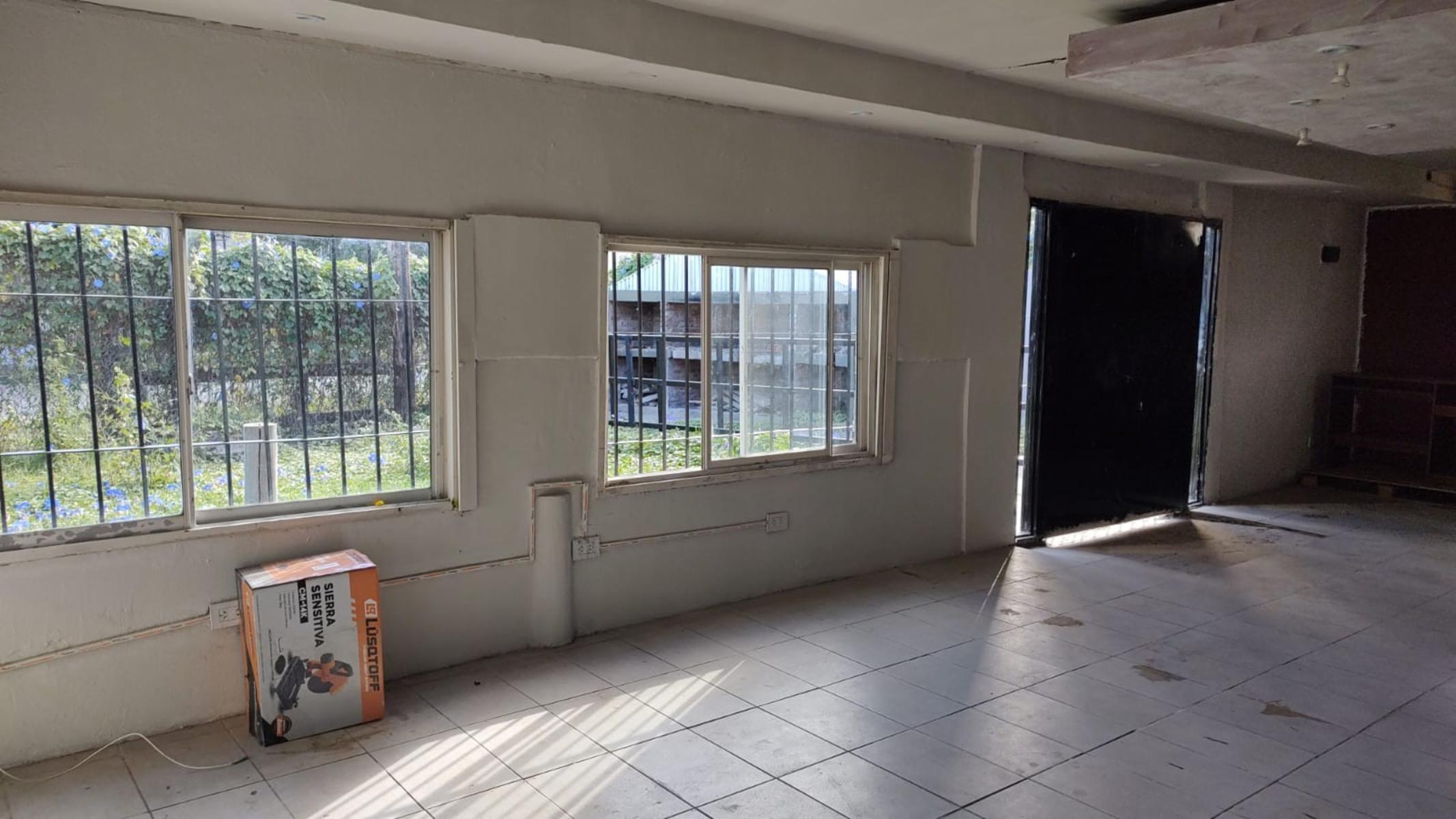 Avellaneda 475 · Almirante Brown — foto 16