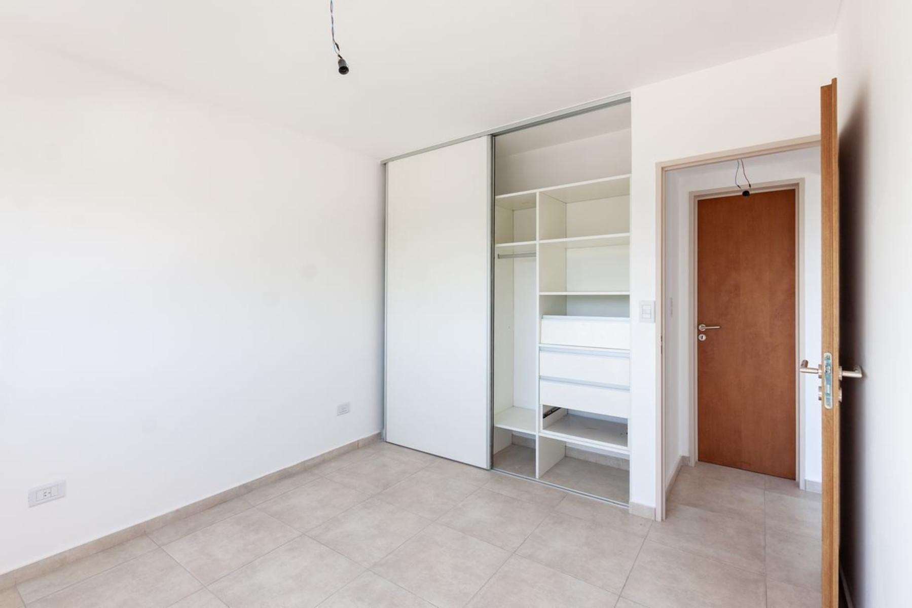 garcia silva 1400 · Morón — foto 10